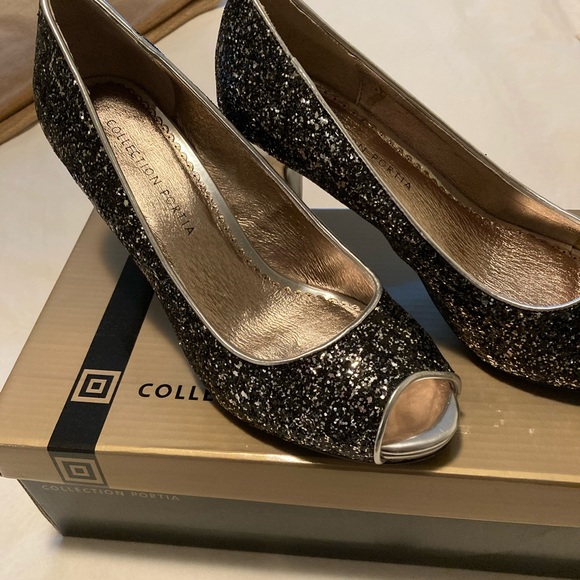 Black and Silver Peek Toe - Picture 3 of 10